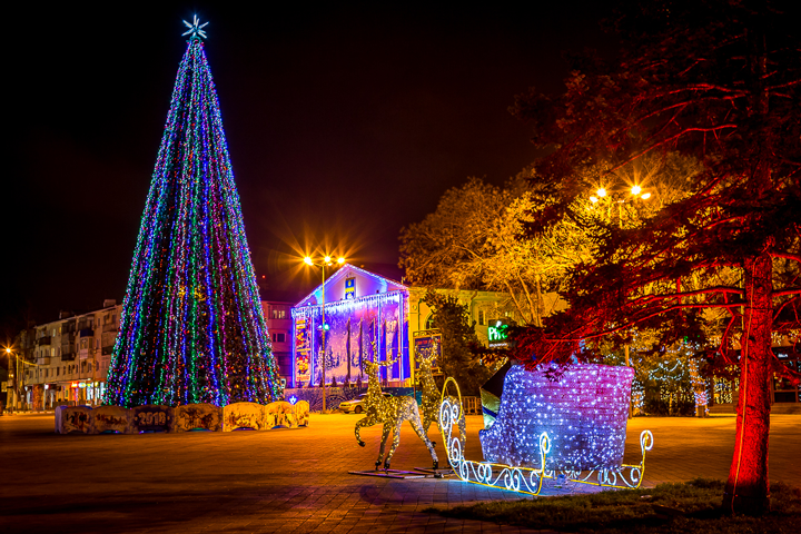 <span style="font-weight: bold;">НОВЫЙ ГОД В АНАПЕ В "МАЛОЙ БУХТЕ"</span>