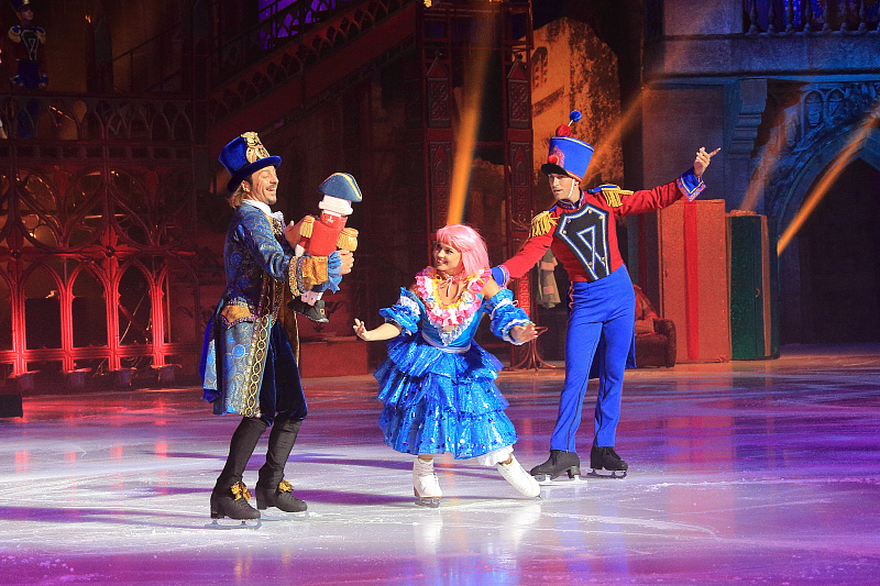 СОЧИ (ВОЗМОЖНО ПОСЕТИТЬ ЛЕДОВОЕ ШОУ)