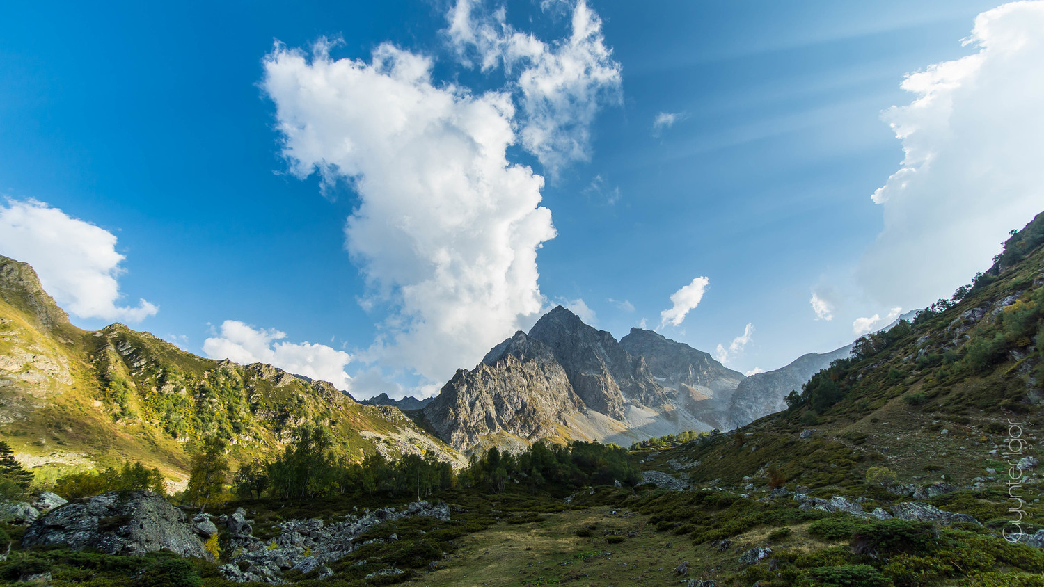 ДОМБАЙ + АРХЫЗ В МАЕ