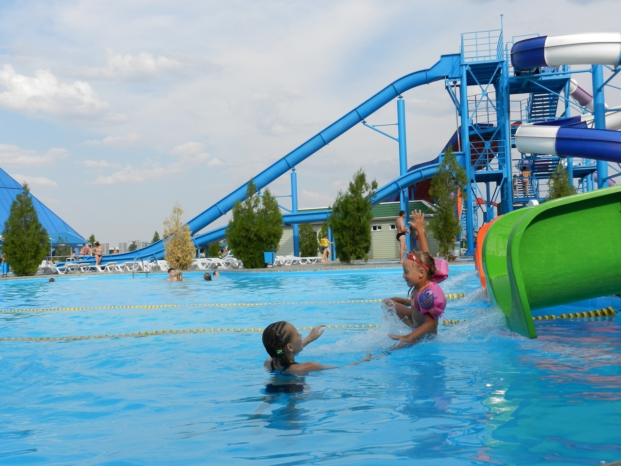 АКВАПАРК 
